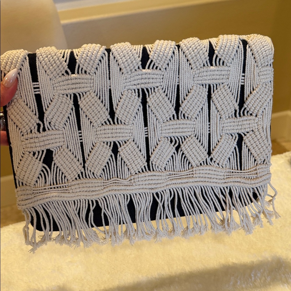 Stella & Dot Boho clutch EUC